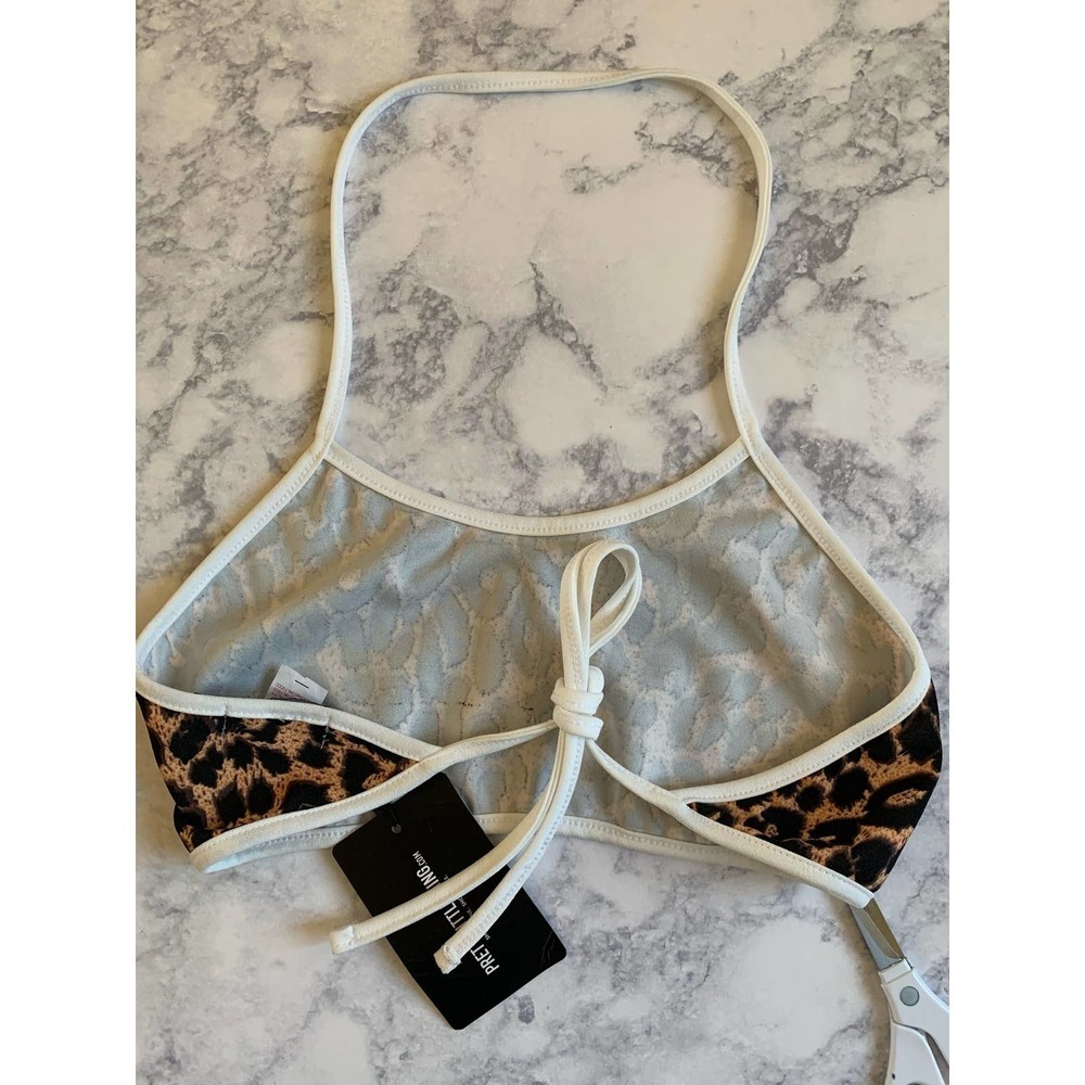 Pretty little thing Black Leopard Contrast Binding Halterneck Crop top - Picture 5 of 10